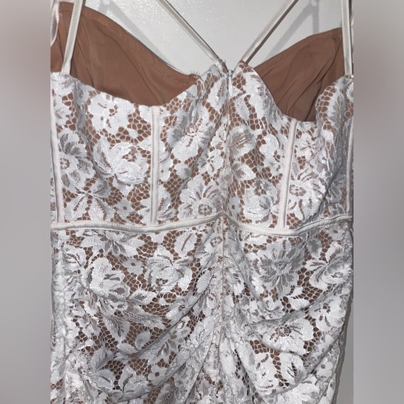 New! For Love and Lemons Julia White Lace Deep V Mini dress 🤍 Small NWT! - Picture 15 of 16